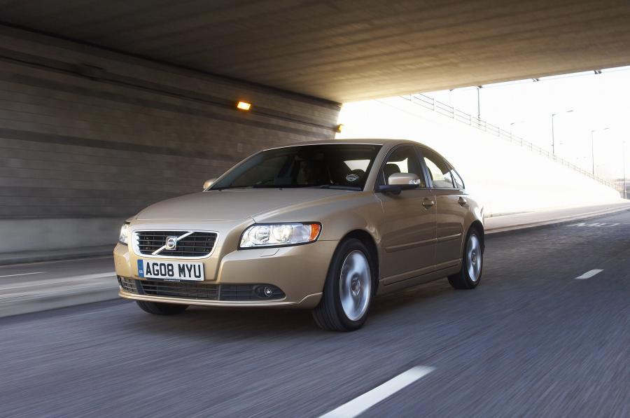  Volvo S40 2008 года  (фото 65 из 105)
